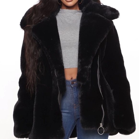 Fashion Nova Jackets & Blazers - Soft Faux Fur Jacket 🖤